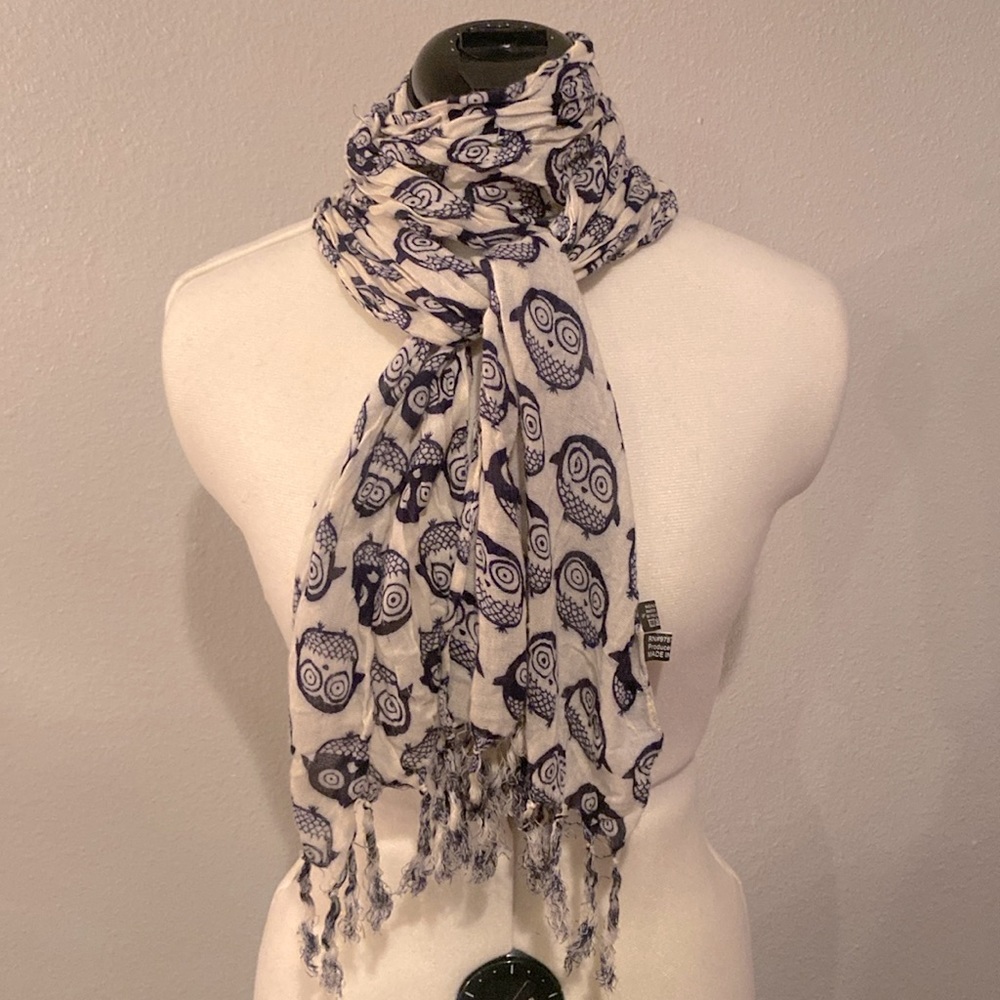 Navy and Ivory Owl Scarf